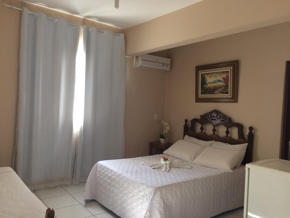 Hotel Vale Verde Santa Maria do Suaçuí Eksteriør billede